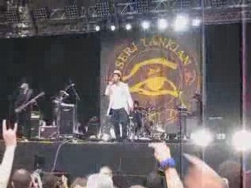 Serj Tankian  The unthinking majority (full) Rock en Seine