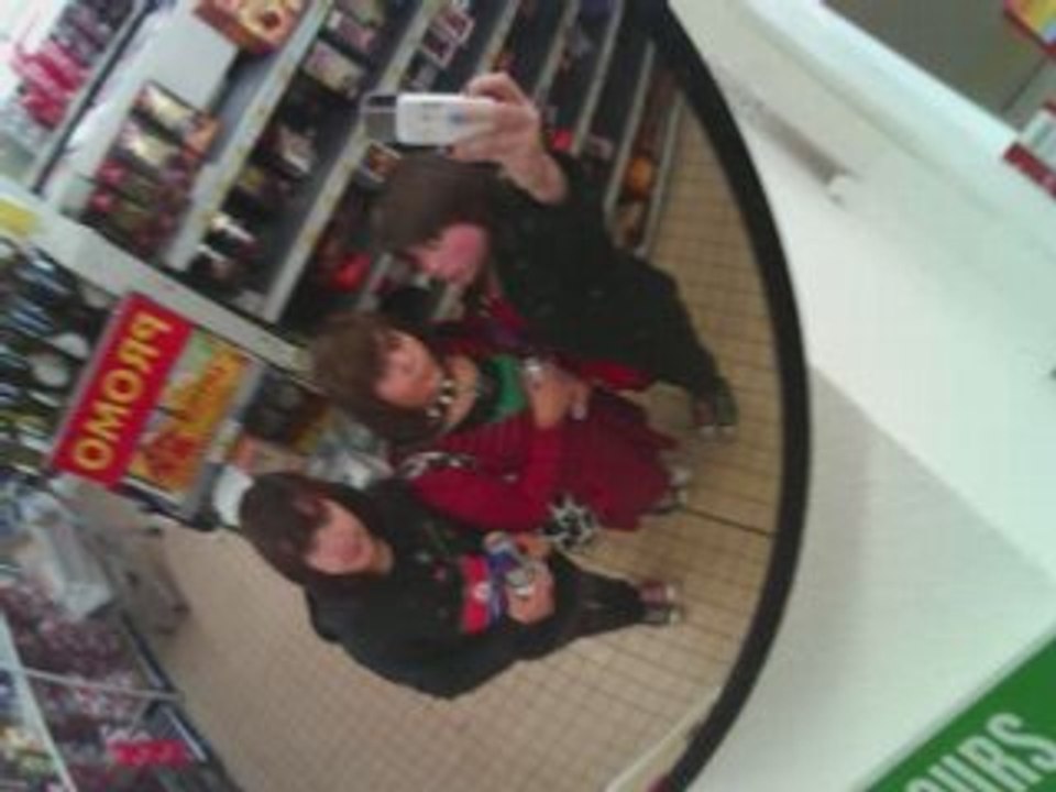 LOVE (L)
