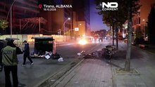 Καπνογόνα, βόμβες μολότοφ και αντλίες νερού καθώς κλιμακώνεται η ένταση στην Αλβανία
