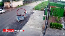 Kediye çarpmamak için manevra yaptığı motosikleti devrilen sürücü yaralandı