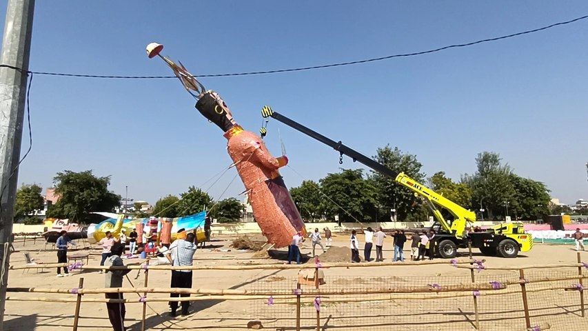 दशहरा मैदान में आज होगा रावण का दंभ चूर, 65 फीट पुतले का होगा दहन