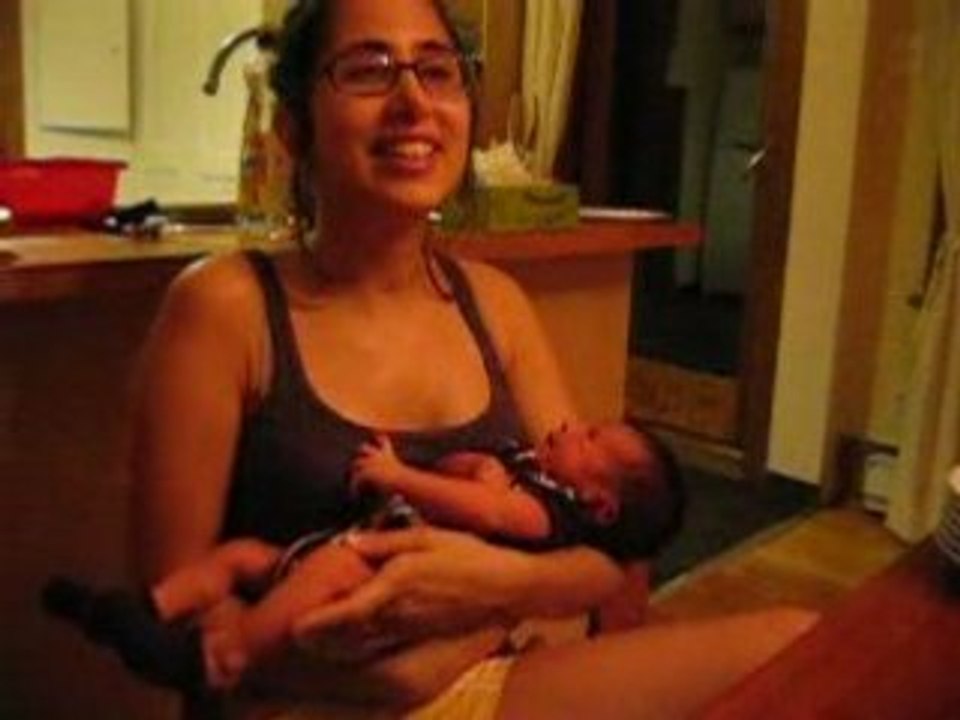 Olivia calme bébé a J+12