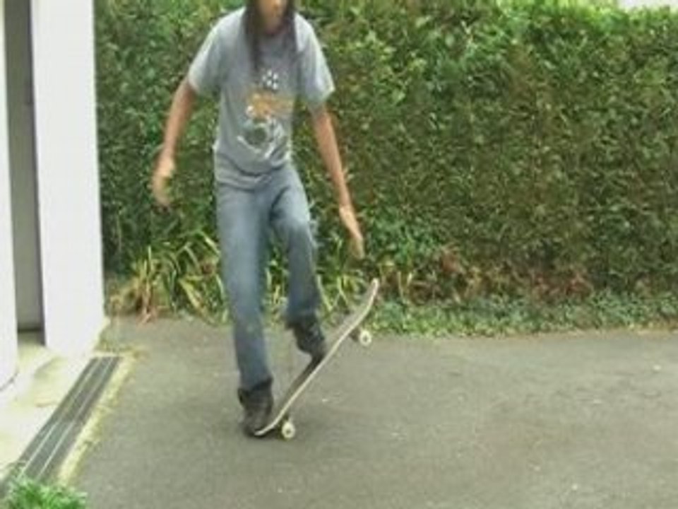 Sk8enfolie cours n°1 ollie + prise de vitesse