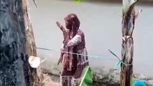 mom dancing