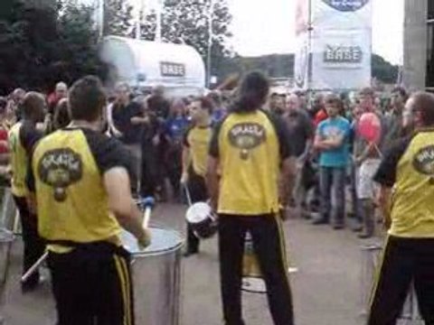 Percus brésiliennes au festival Les Ardentes à Liège