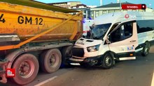 Arnavutköy’de servis minibüsü hafriyat kamyonuna çarptı: 9 yaralı