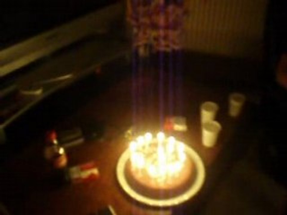 Martti souffle ses bougies