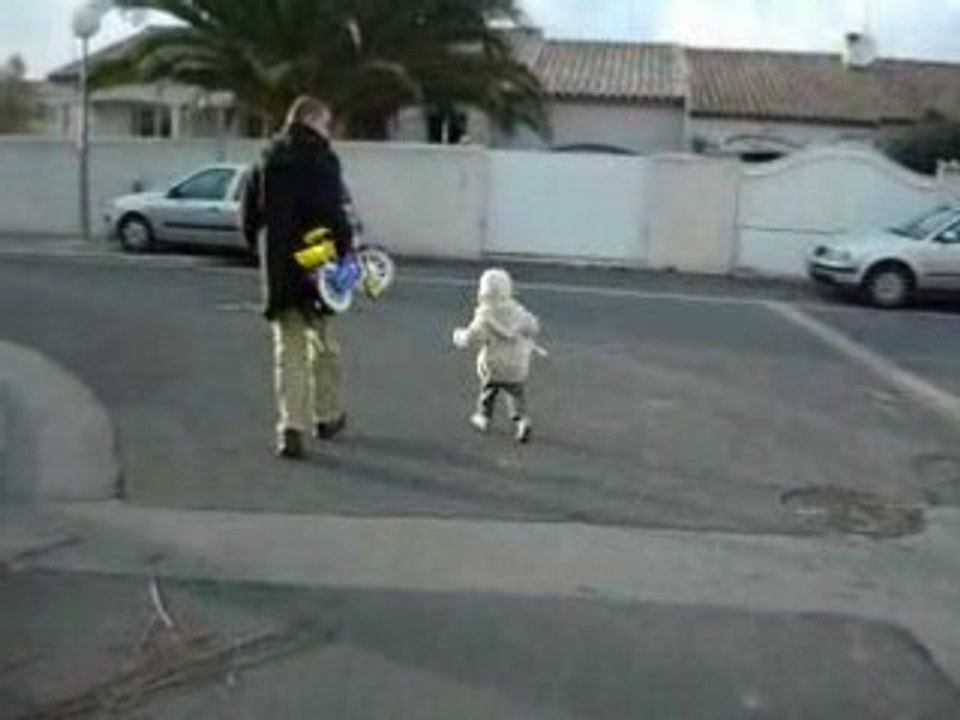 Clementine - première sortie à vélo...