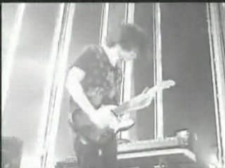 14 - Radiohead - Jigsaw Falling Into Place