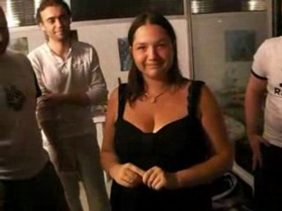 discours de Lili, deballage de cadeau, méga teuf !