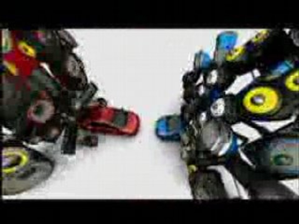 Toyota Yaris Bomb da Bass | TV Commercials