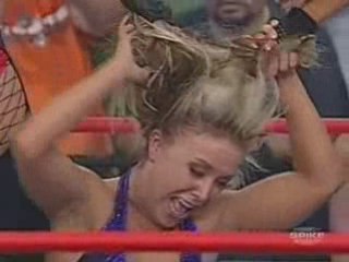 Roxxi vs. The Beautiful People