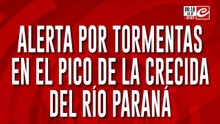 Alerta máxima por las crecidas en el Río Paraná: ya hay dos personas muertas