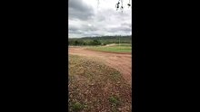 Kevin Benavides probó un Car Cross en Tierra Brava