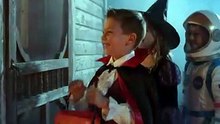 Trick or Treat… Wrong House! 🎃 | Andrea McRae – This Gravel Lane