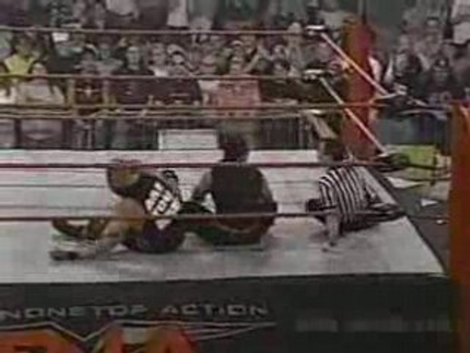 Julio Dinero vs D-Lo Brown