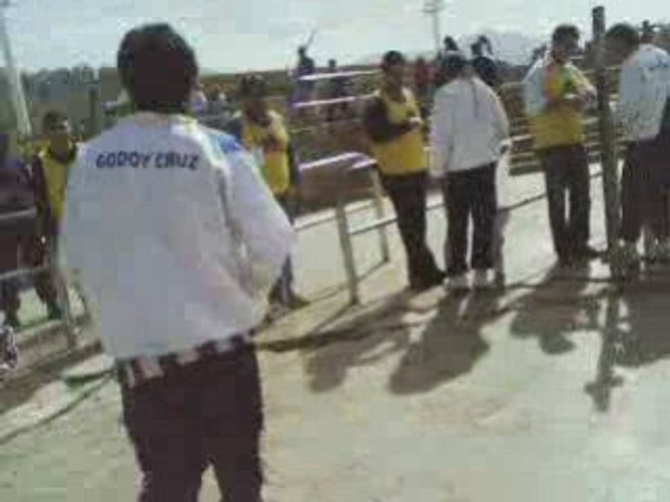 Godoy Cruz vs Velez Entrando al estadio