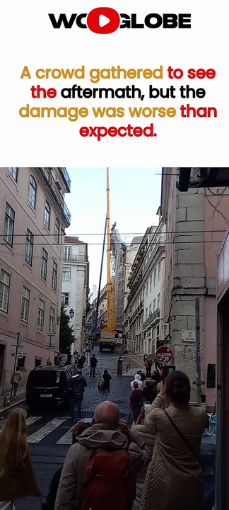 Severe storm damages a roof and scaffolding - video Dailymotion