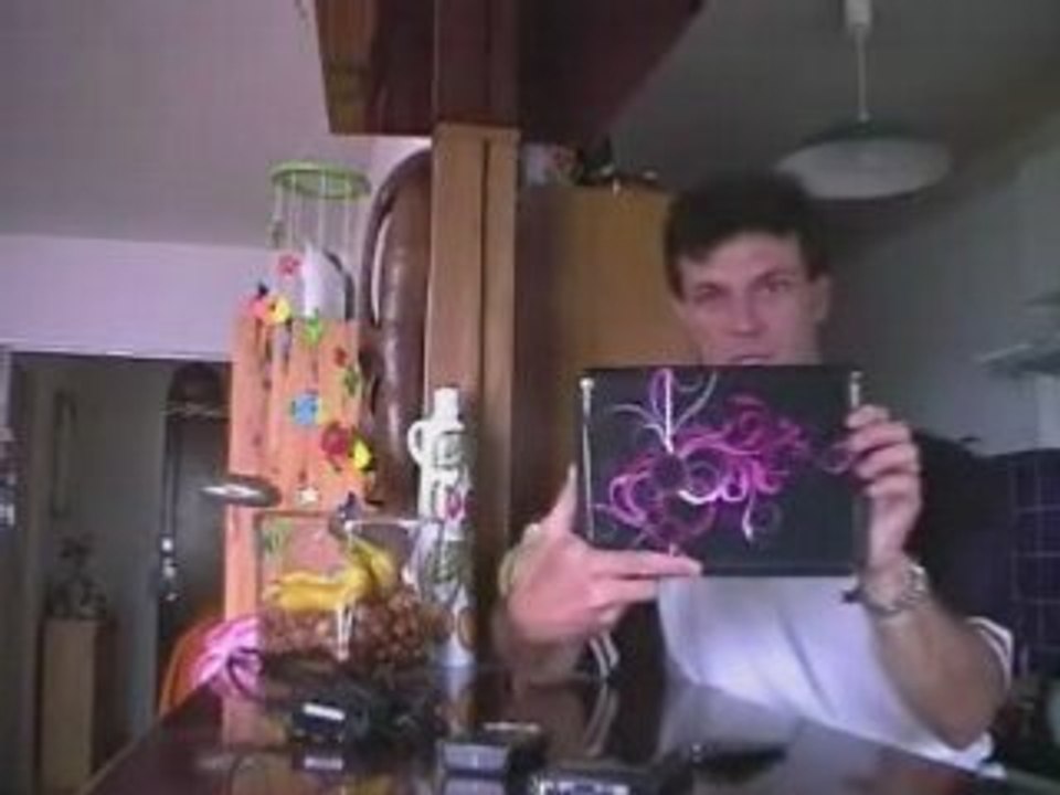 Je poursuis la découverte du EEE 1000H...;-)