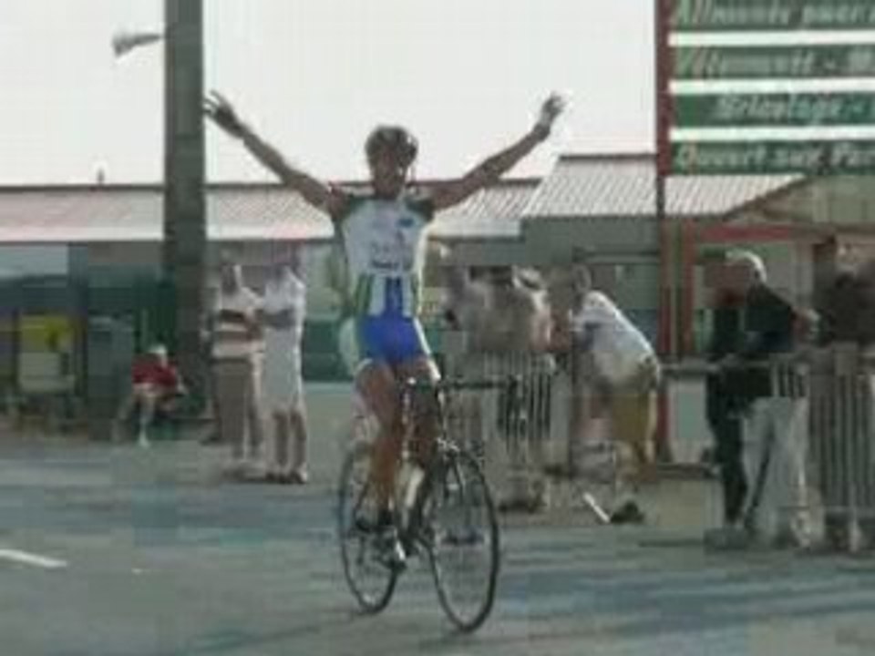 Course Cycliste de Vallet (30.08.08) 2,3+J