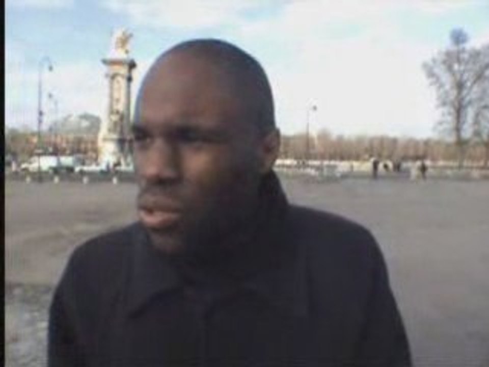 KEMI SEBA DENONCE LA FRANCE-AFRIQUE