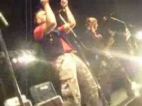 Les Ramoneurs de Menhirs - Captain Kirk (live)