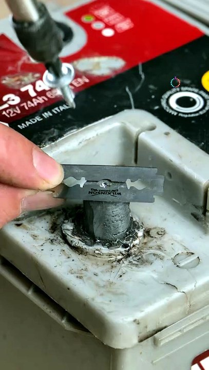 Battery terminal fix hack 🔋⚡ - video Dailymotion