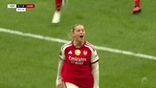 Russo clinical from the spot to complete Arsenal comeback
