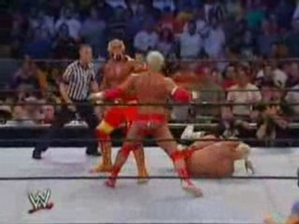 Hulk hogan et Edge vs Chuk et Billy part 2