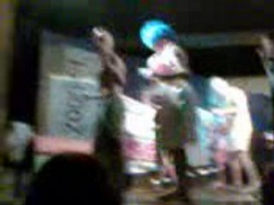 La Danse Du Village