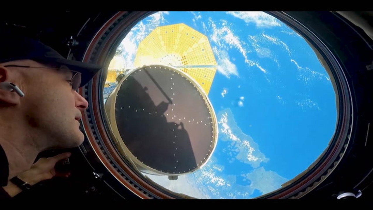 Born To Be In Space - Astronaut Don Pettit Highlights Amazing Space ...