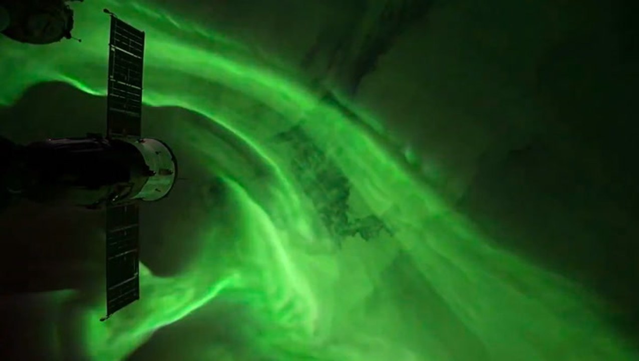 Stunning Aurora Time-Lapse From Space Captured By NASA's Don Pettit ...