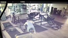 Une séance de muscu qui va faire mal à la tête