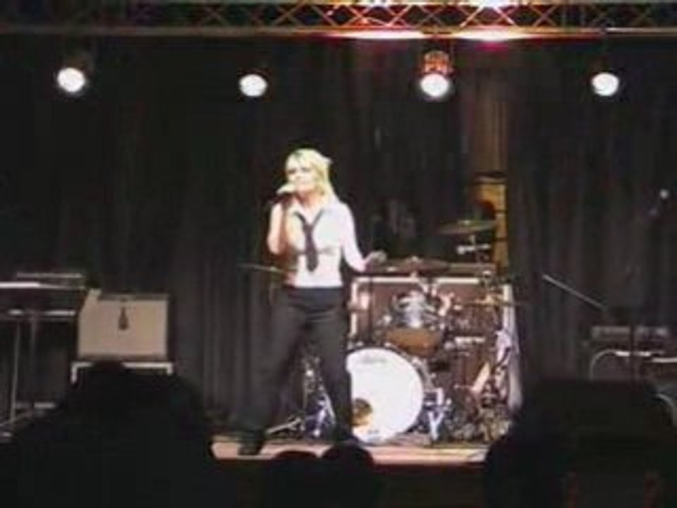 Oceane chante France Gall LIVE Il jouait du piano debout