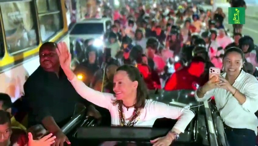 Machado regresa a Venezuela y la oposición exige elecciones presidenciales para 2027