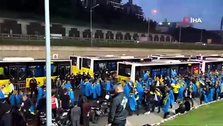 Fenerbahçe taraftarları, RAMS Park’a geldi | Ajansspor | IHA