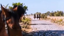 War God Returns From Prison, Drinks by the Road, Then Takes Down Thugs Attacking a Stranger