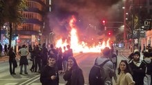 Al menos 16 detenidos en los disturbios de Bilbao tras el acto que ha cancelado Vito Quiles