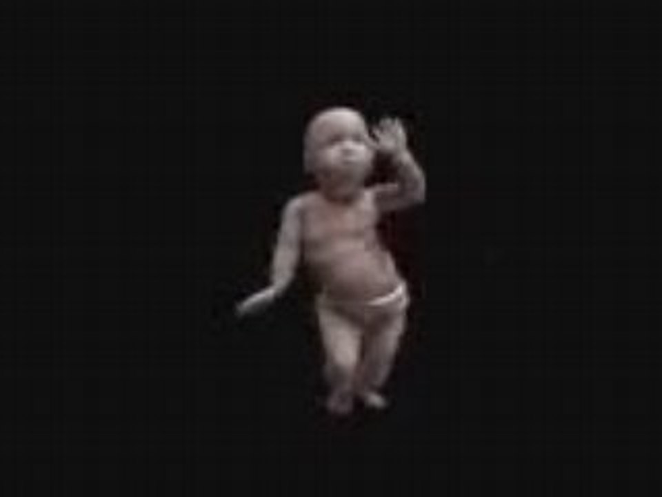 Bebe qui danse