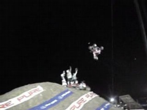 quad pont de vaux 2008 backflip