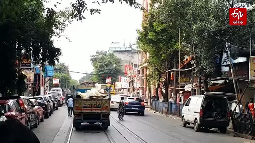পুজোর আগে 'সাজগোজে' ব্যস্ত ফিরিঙ্গি কালী, লক্ষ্মীপুজোর পর দেখা দেন না মা !