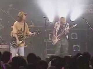 新谷良子　ピンクのバンビ