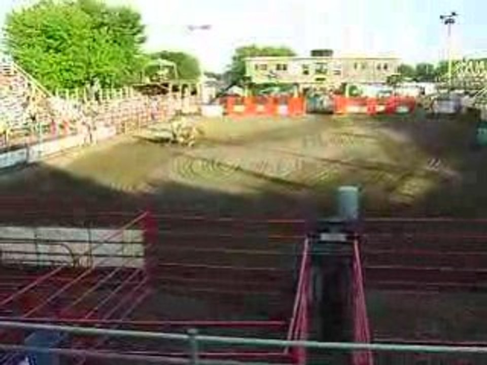 Sandra & Jet dans les barils