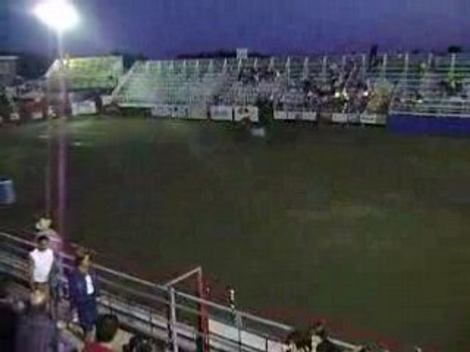 Amélie & Sassy dans les barils