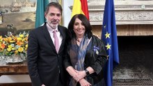 Otorgan a Marisol Schulz la Cruz de la Orden del Mérito Civil de España por su labor cultural