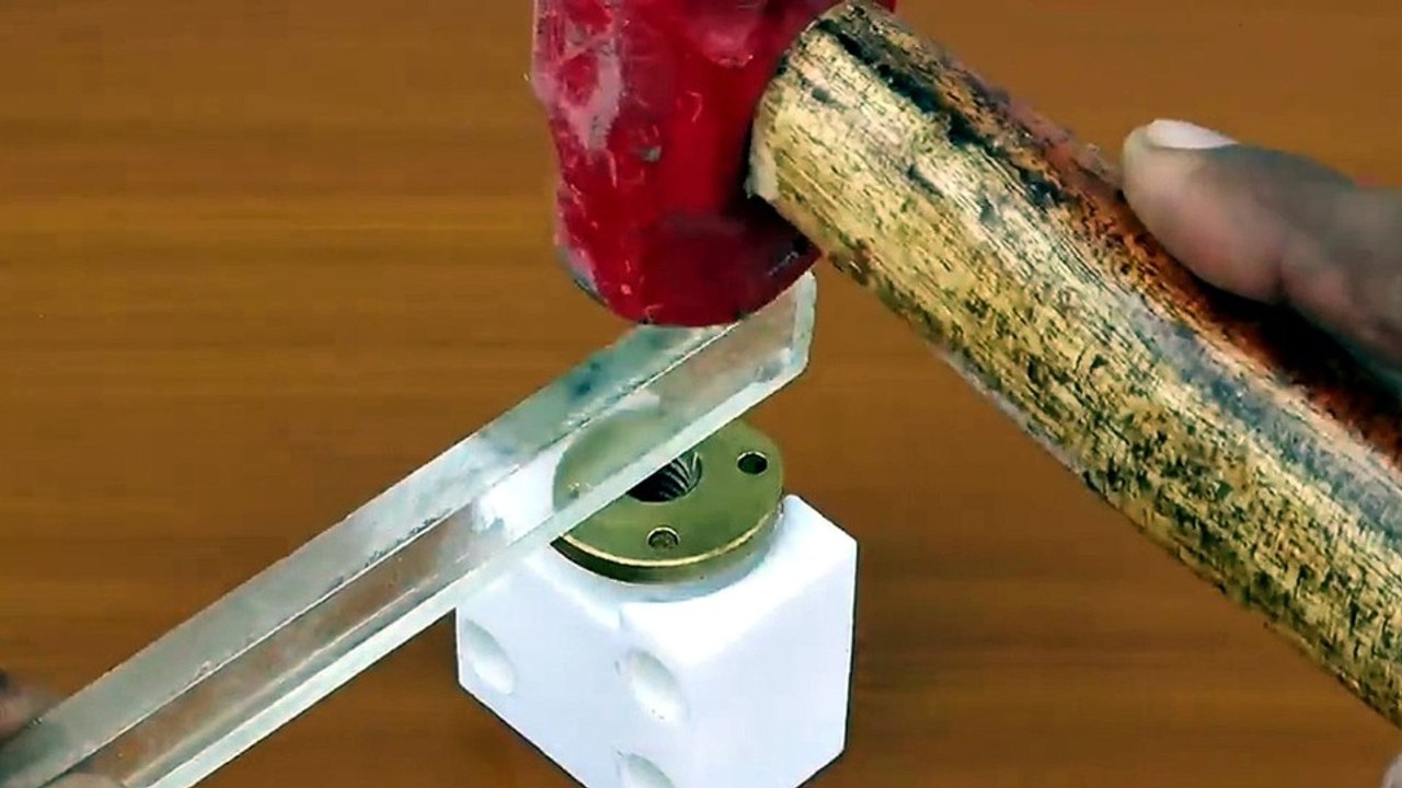 Build your Own Wood Carving CNC Machine at Home - video Dailymotion