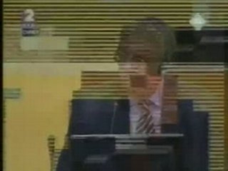 8/14 DOKTOR VOJISLAV ŠEŠELJ PROTIV SVEDOK VS 033