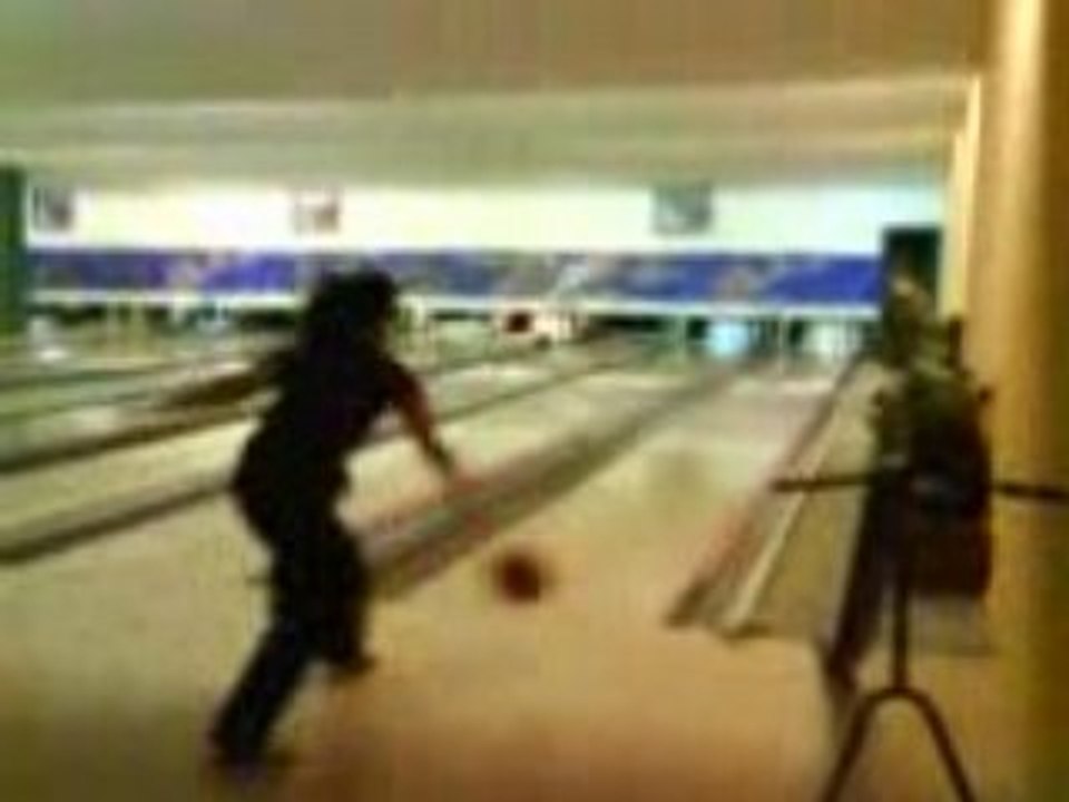 Bowlling [2007] (2)