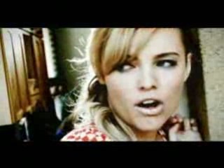Ania Dabrowska - W spodniach, czy w sukience