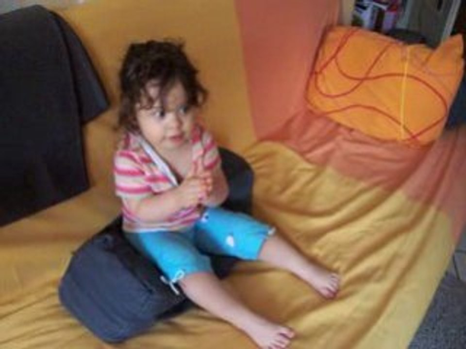 Mia Frye est battue!!